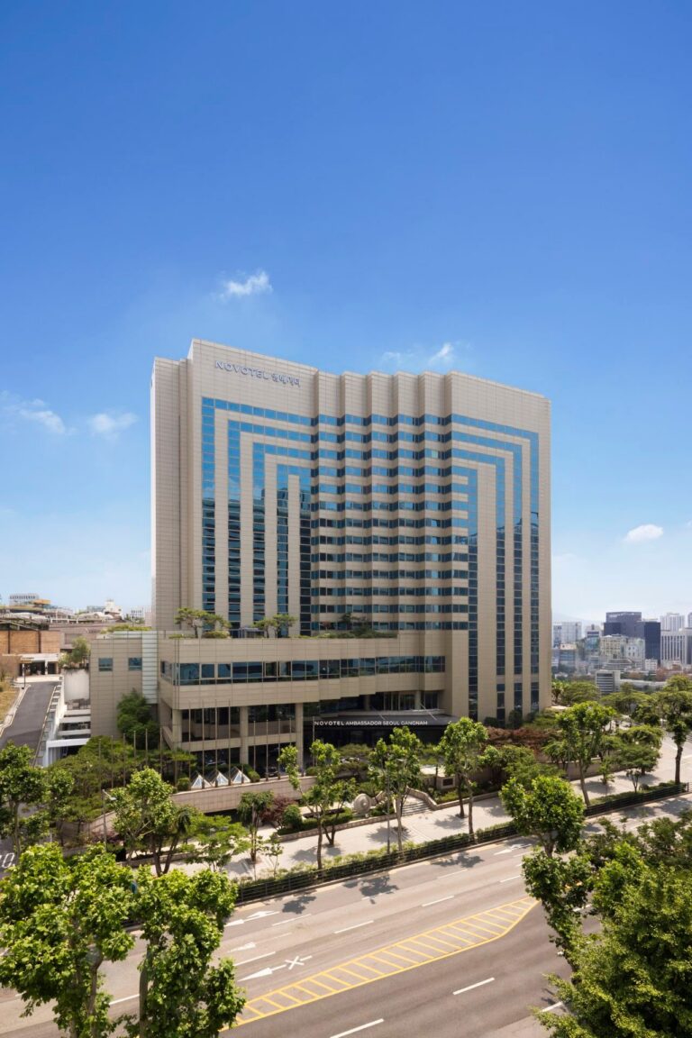 서울 강남역 호텔 노보텔 앰배서더 강남 조식 수영장 체크인 예약 팁