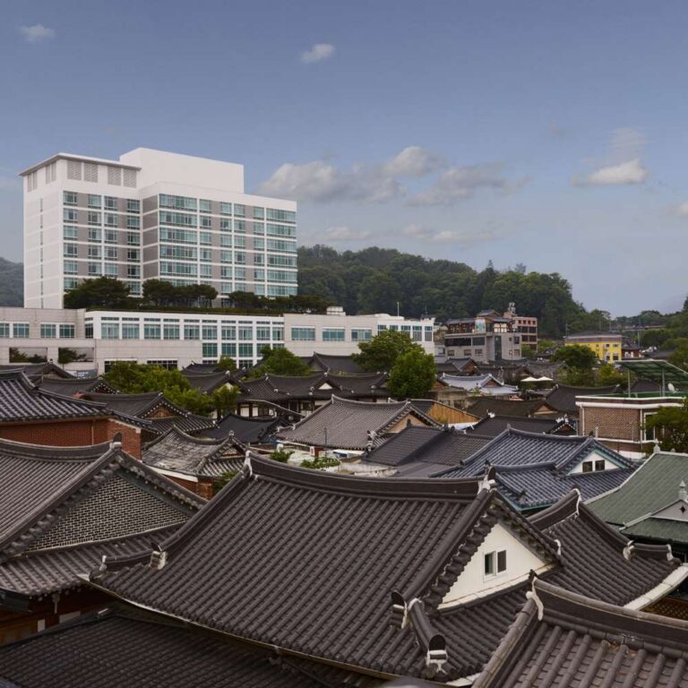 전주 한옥마을 라한호텔 전주 도보 위치 조식 루프탑수영장 가격 비교