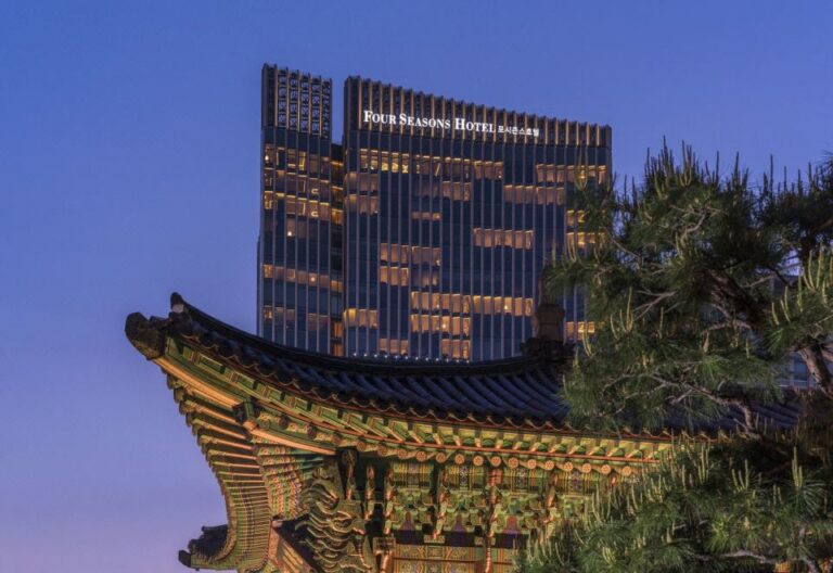 서울 광화문 호텔 포시즌스 호텔 서울 경복궁뷰 조식 수영장 예약 전 체크리스트