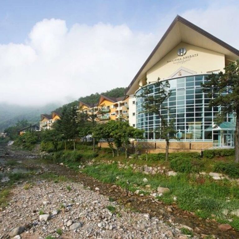 2026 포천 산정호수 한화리조트 산정호수 안시 예약, 객실 가격 비교 총정리 (디럭스 침대형, 산정호수 도보, 온천 사우나, 명성산 억새밭 인근)