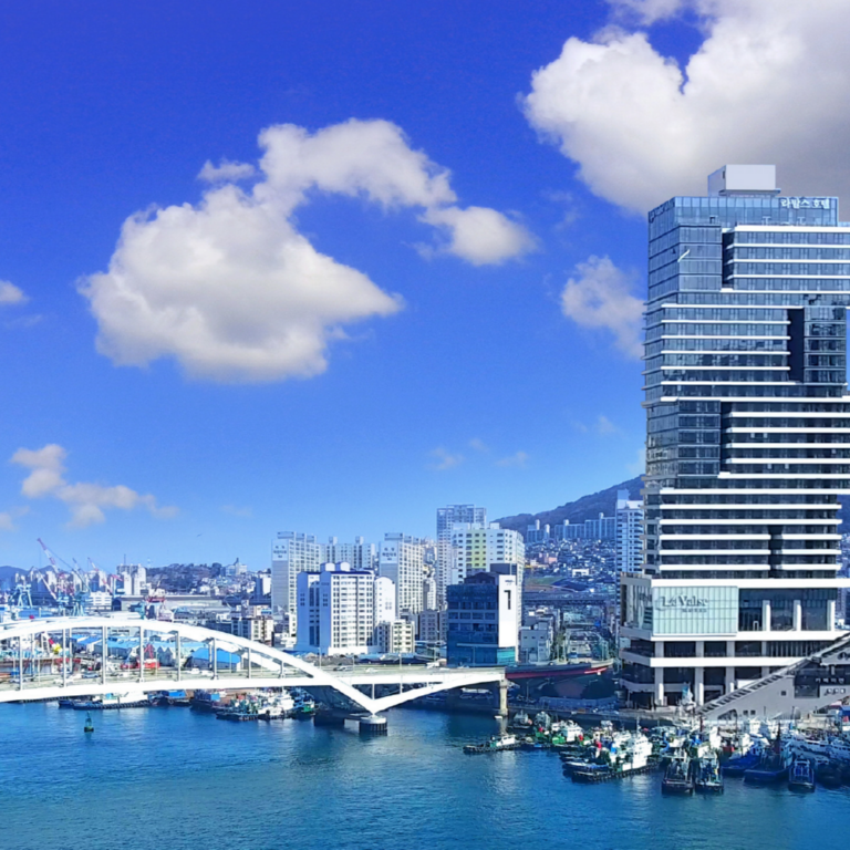 영도구 2026 부산 영도 라발스 호텔 예약, 객실 가격 비교 총정리 (스탠다드 더블 시티, 부산항 하버뷰, 남포역 도보권, 사우나 헬스장)
