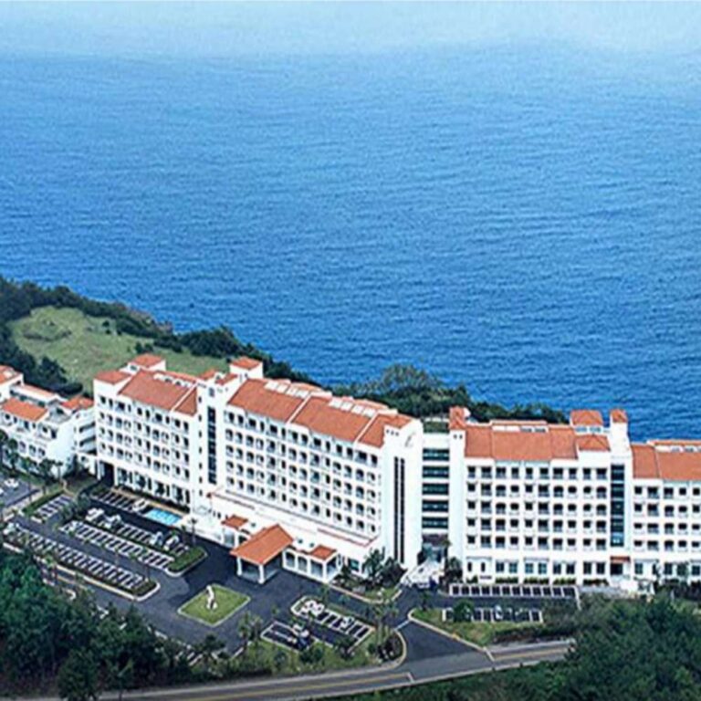 서귀포 2026 제주 남원 금호리조트 제주 예약, 객실 가격 비교 총정리 (패밀리 디럭스, 야외 수영장, 남원큰엉, 사우나)